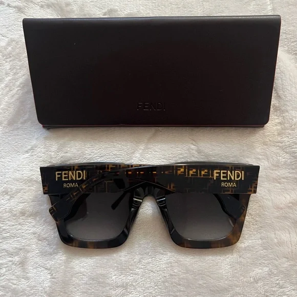 Fendi Roma FF Logo Square Sunglasses Tortoiseshell Brown w/ Case & Auth Card - Picture 6 of 6